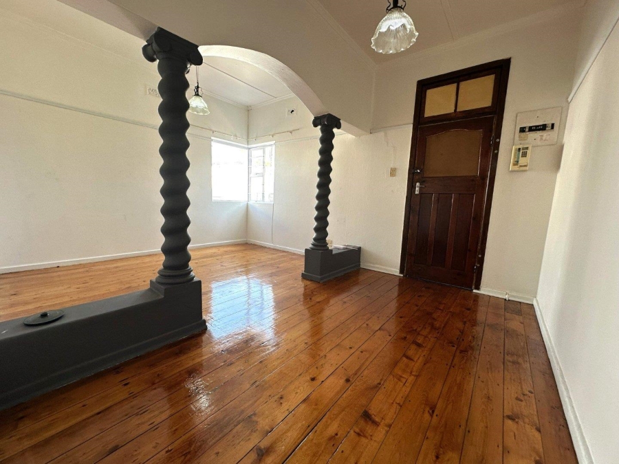 6 Bedroom Property for Sale in Sidwell Eastern Cape